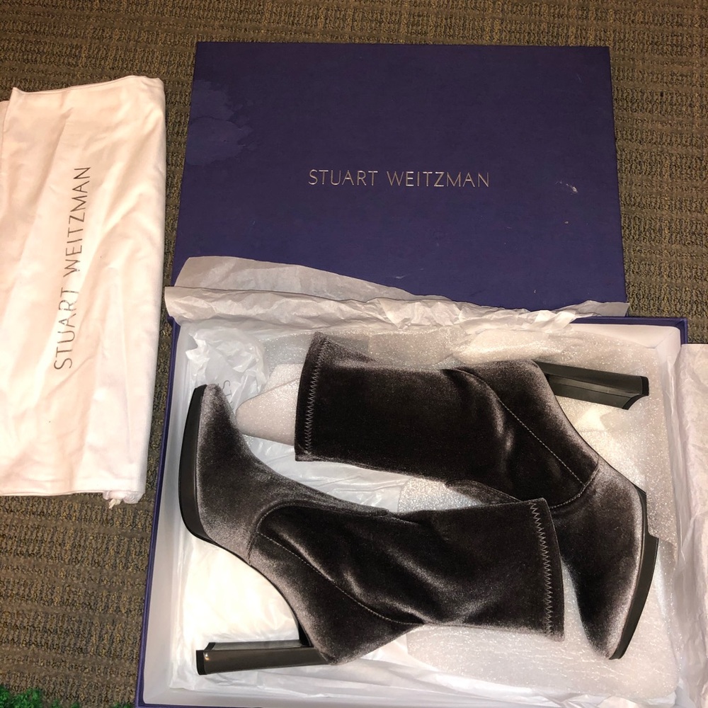 Stuart Weitzman Grey Velvet Clinger Boots Size 6.5